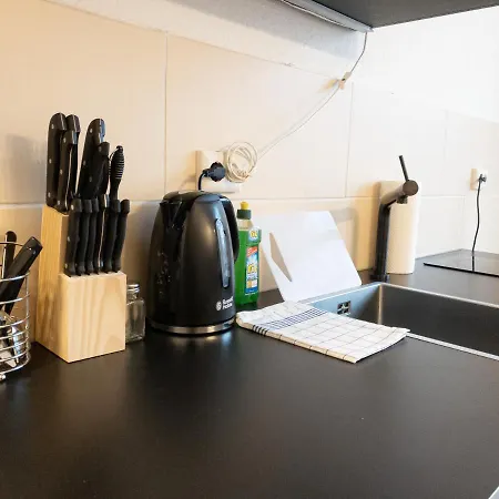 Apartment Komfortables Nah An Porsche & Flughafen - Schreibtisch, Sehr Schnelles Internet & Queensize-bett Leipzig
